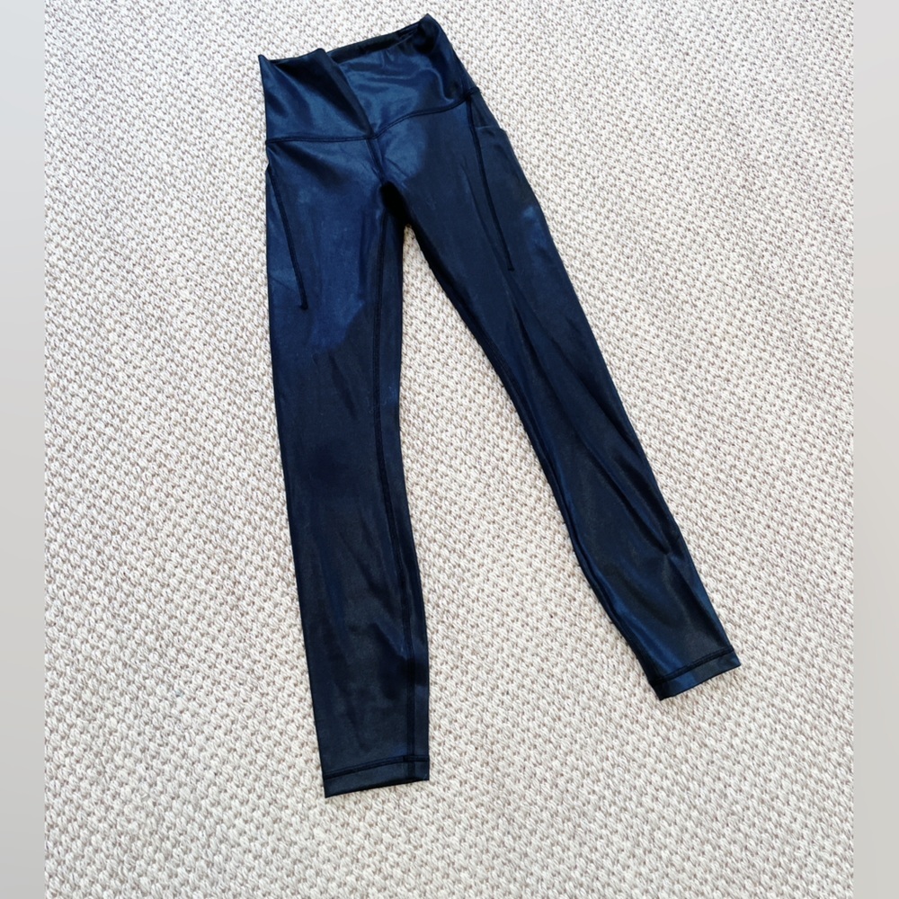 Lululemon shiny Women’s Black Leggings – Size 2 - Picture 2 of 7
